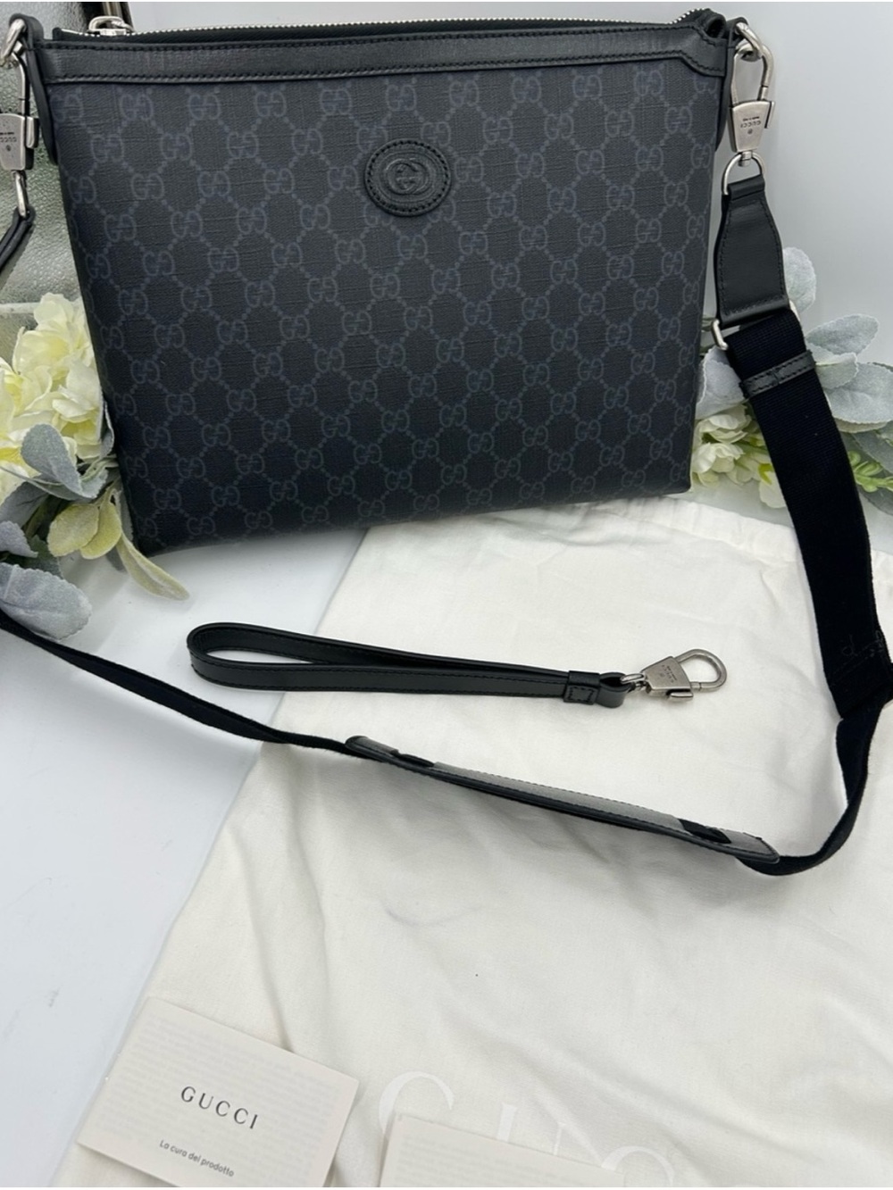 Gucci Black GG Monogram Messenger Crossbody Bag detachable strap made in Italy - Picture 2 of 11